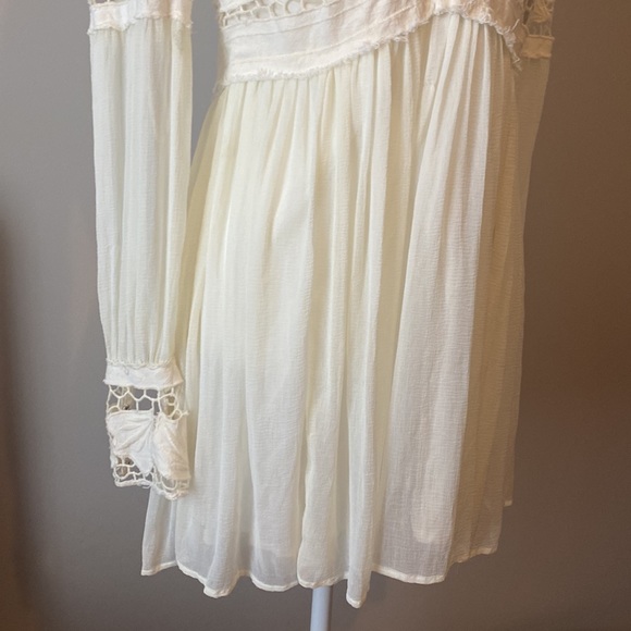 Free people white/off white beautiful boho babydoll dress with back detail - Picture 3 of 6